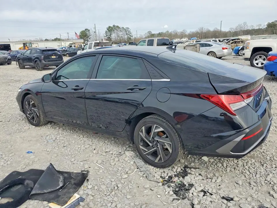 2025 HYUNDAI ELANTRA LIMITED  