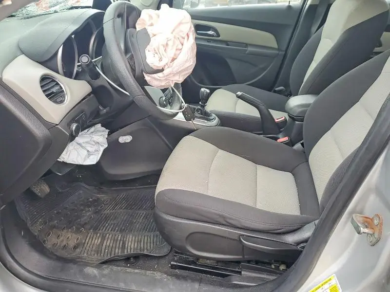 2014 CHEVROLET CRUZE LS  