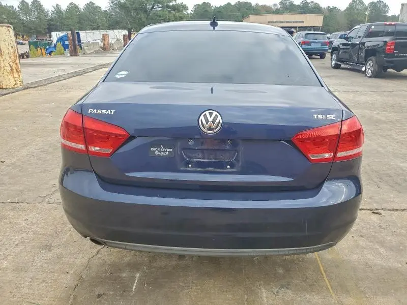 2014 VOLKSWAGEN PASSAT SE  
