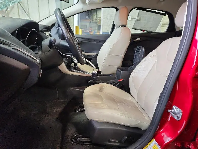 2015 FORD FOCUS TITANIUM  