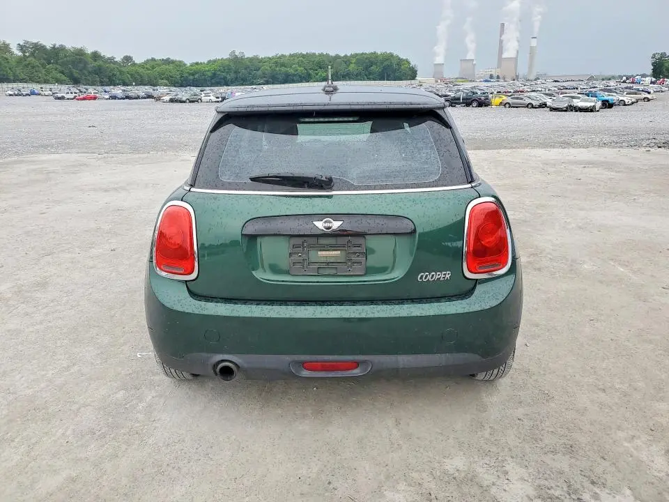 2016 MINI COOPER   