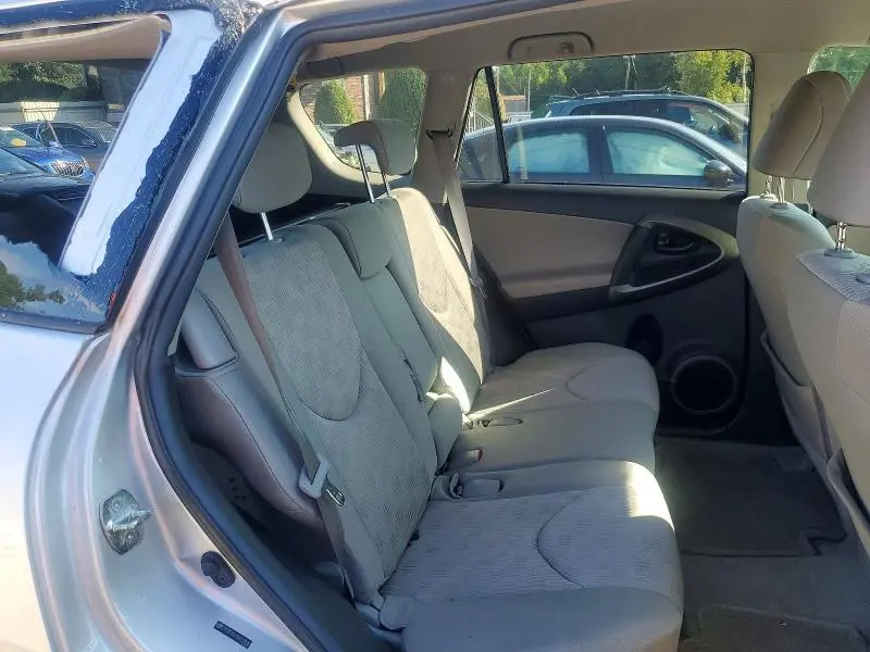 2011 TOYOTA RAV4 BASE  