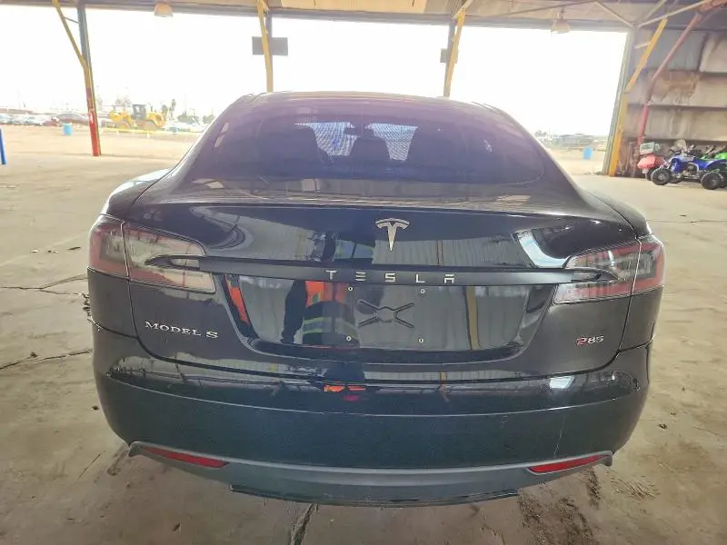 2015 TESLA MODEL S 85  