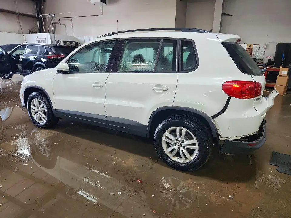 2016 VOLKSWAGEN TIGUAN S  