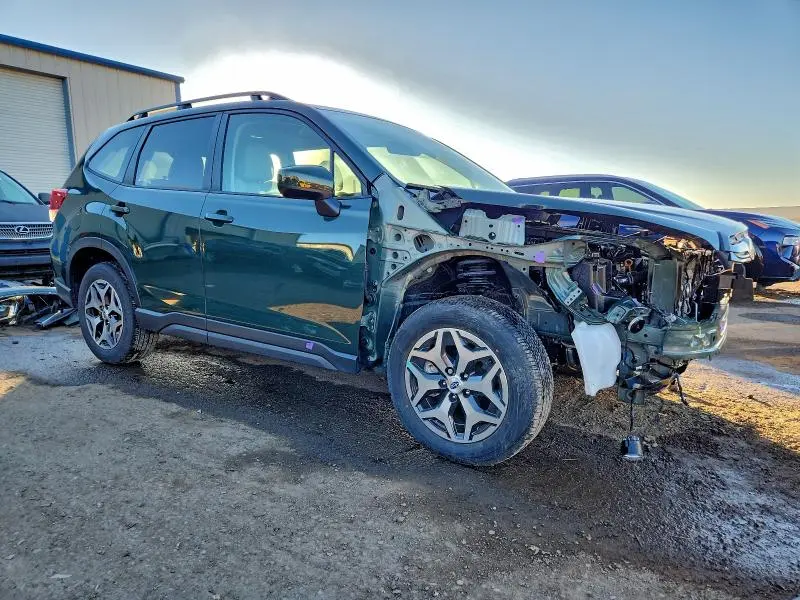 2024 SUBARU FORESTER PREMIUM  