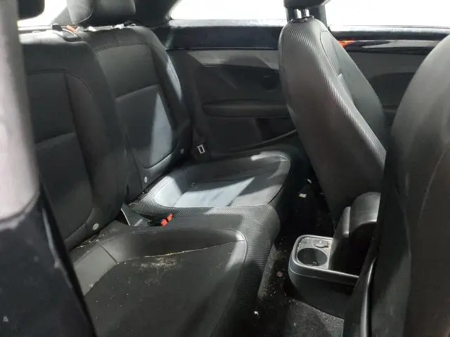 2012 VOLKSWAGEN BEETLE