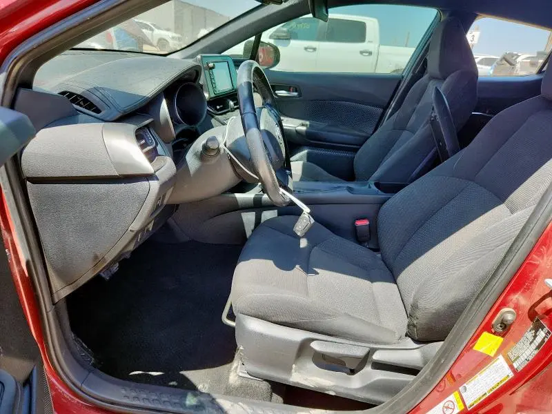 2018 TOYOTA C-HR XLE  