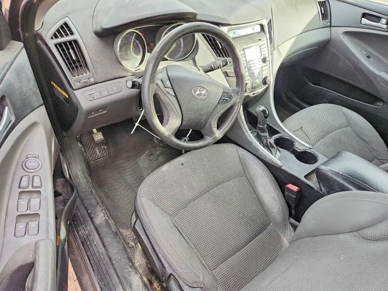 2011 HYUNDAI SONATA GLS  