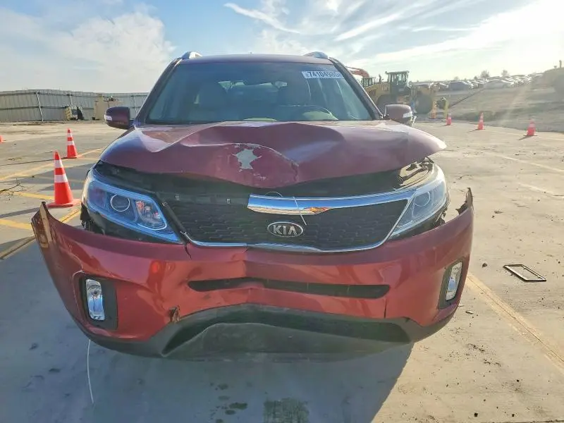 2014 KIA SORENTO LX  