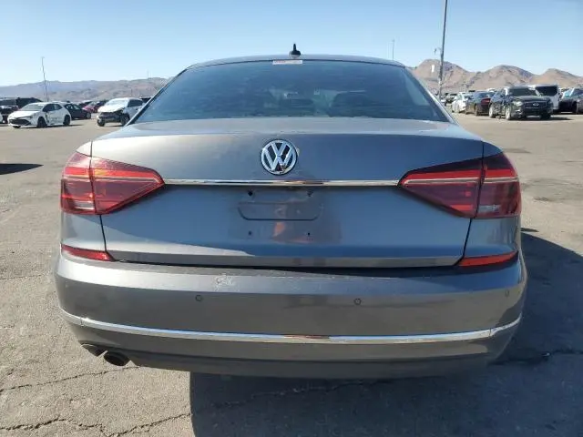 2017 VOLKSWAGEN PASSAT SE  