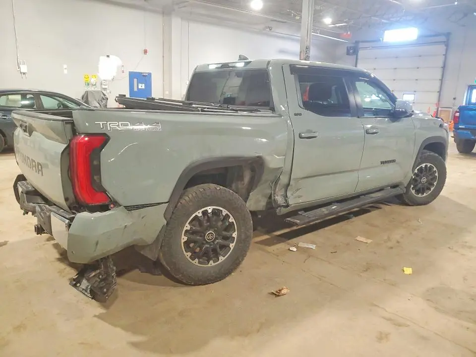 2024 TOYOTA TUNDRA SR5  