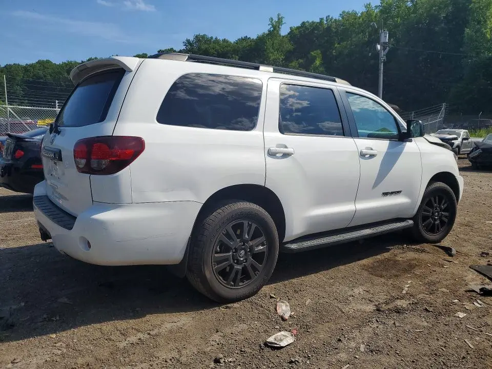 2019 TOYOTA SEQUOIA TRD SPORT  