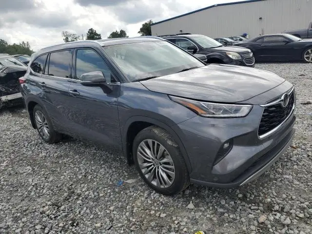 2020 TOYOTA HIGHLANDER PLATINUM  