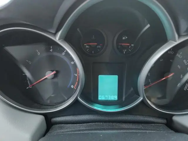 2011 CHEVROLET CRUZE LS  