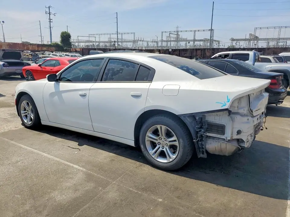 2017 DODGE CHARGER SE  