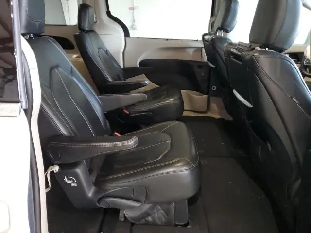 2017 CHRYSLER PACIFICA TOURING L PLUS  