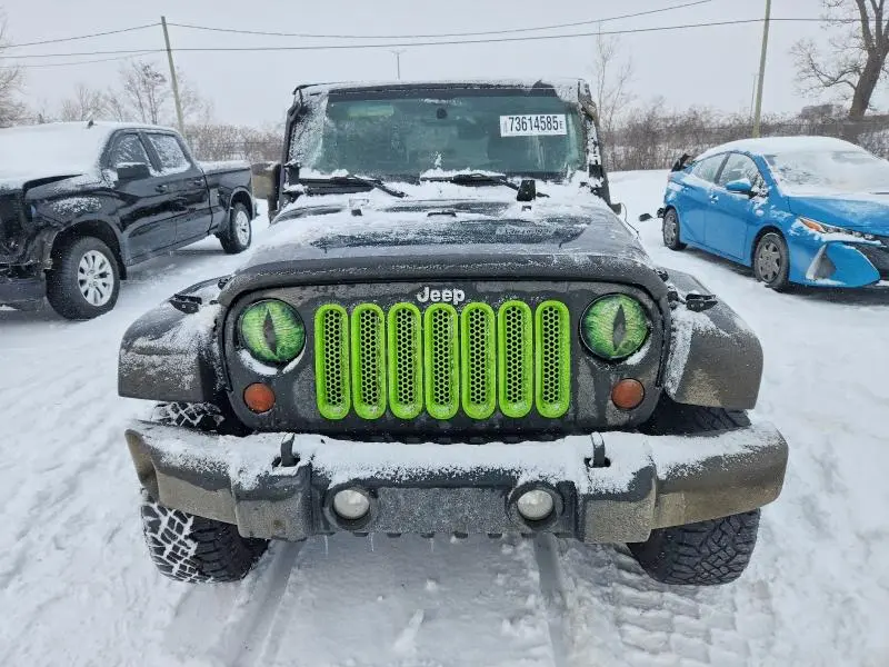 2013 JEEP WRANGLER SAHARA  
