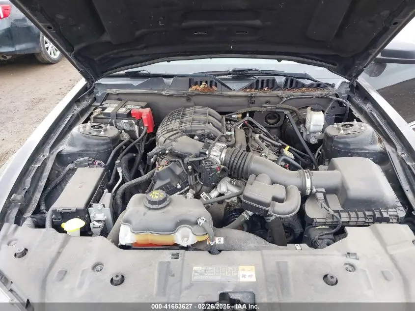 2013 FORD MUSTANG V6