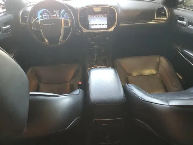 2011 CHRYSLER 300C   
