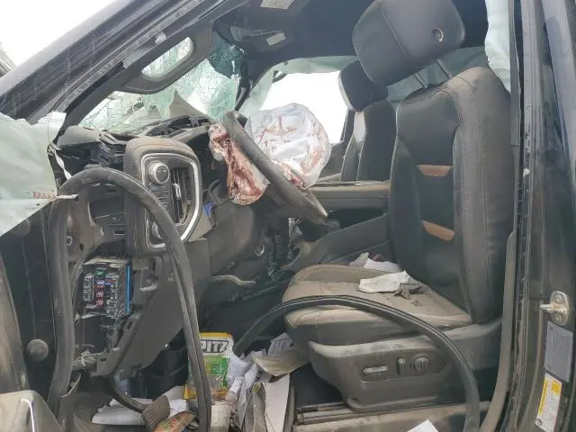 2021 GMC SIERRA K2500 AT4  