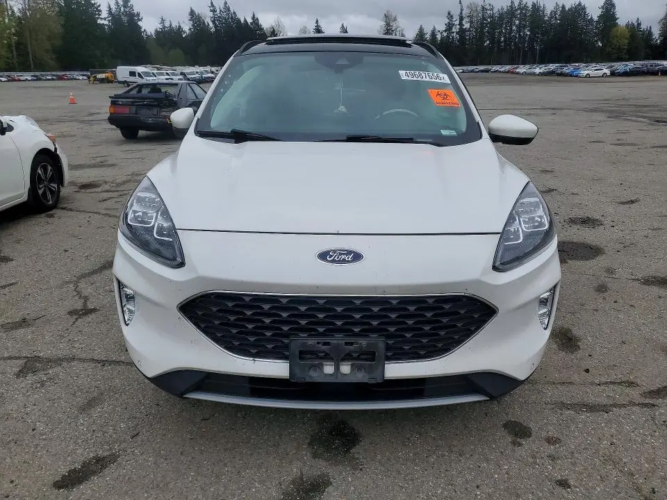 2021 FORD ESCAPE TITANIUM  
