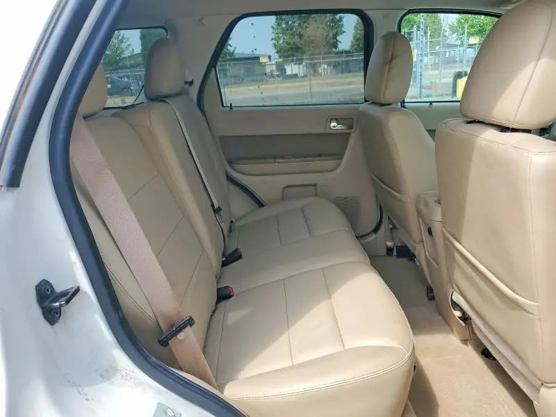 2010 FORD ESCAPE LIMITED  