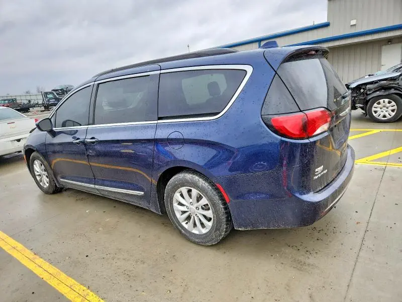 2017 CHRYSLER PACIFICA TOURING L  
