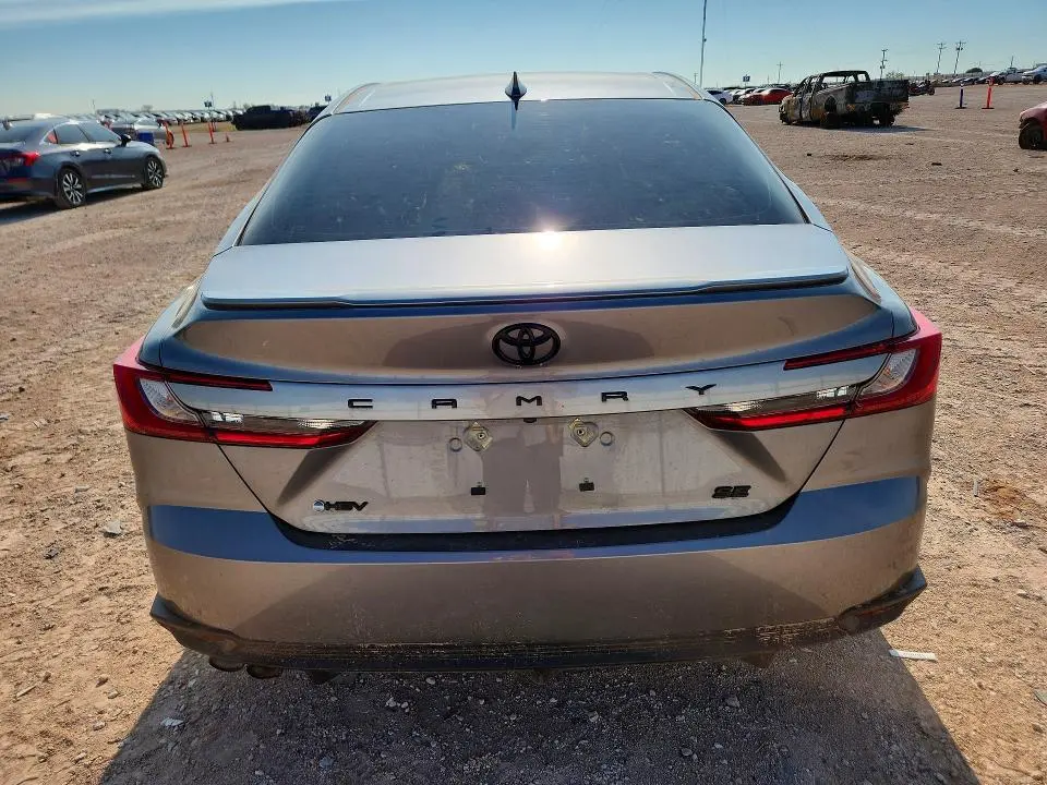 2026 TOYOTA CAMRY SE  