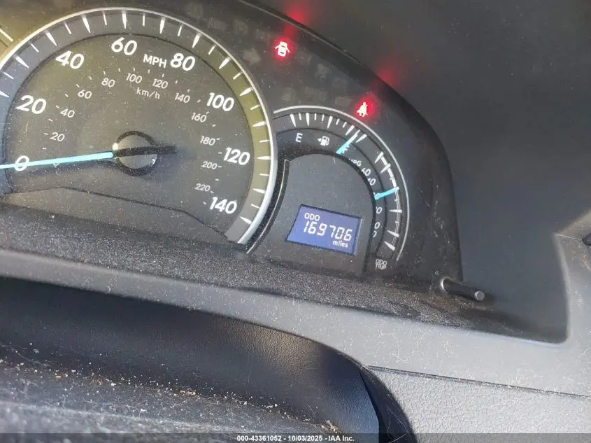 2012 TOYOTA CAMRY LE