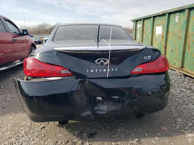 2011 INFINITI G37 BASE  