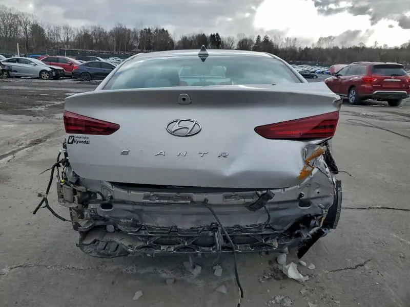 2020 HYUNDAI ELANTRA SEL  