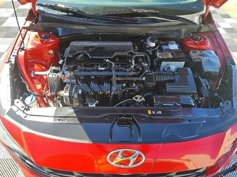 2021 HYUNDAI ELANTRA SE  