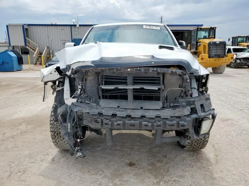 2015 RAM 1500 SPORT  