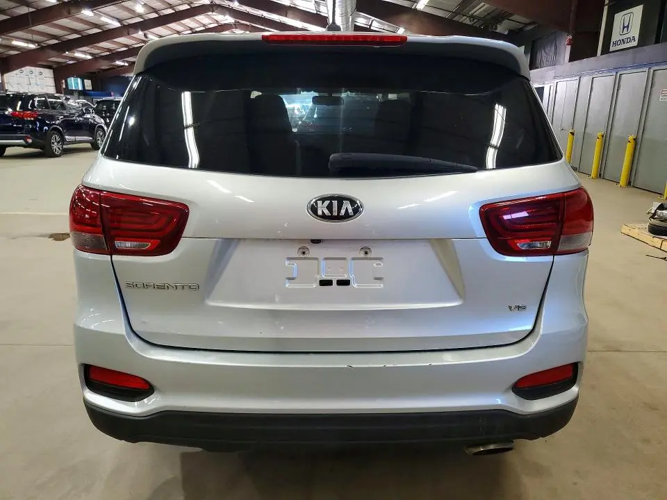2019 KIA SORENTO LX V6  