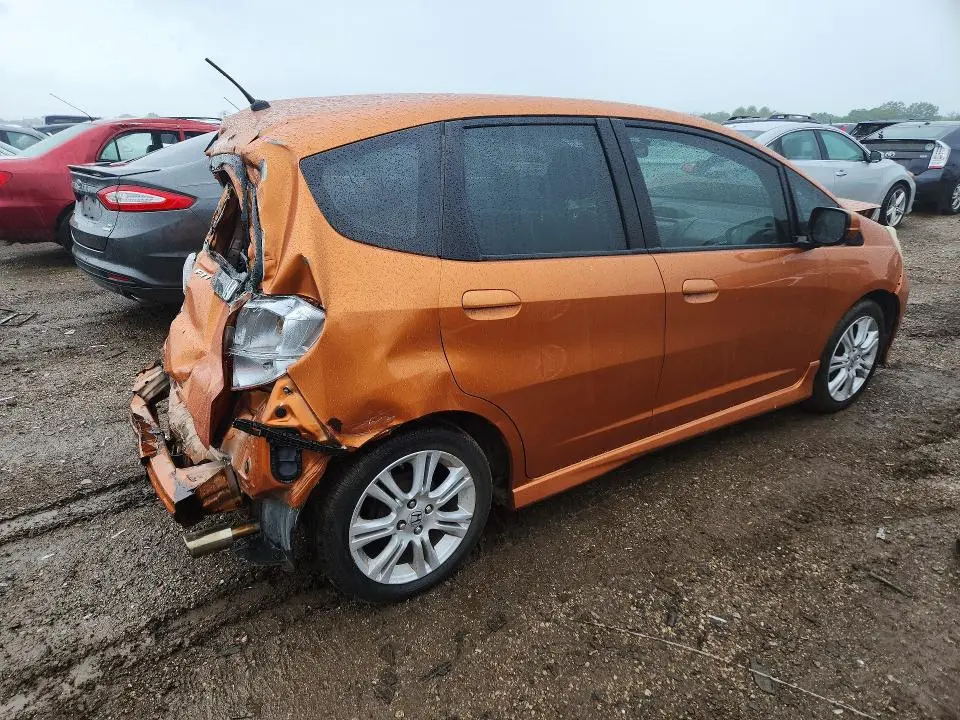2010 HONDA FIT SPORT  