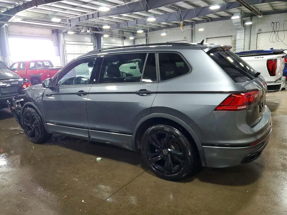 2024 VOLKSWAGEN TIGUAN SE R-LINE BLACK  