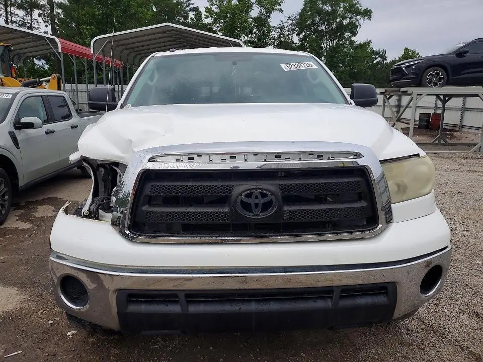 2011 TOYOTA TUNDRA DOUBLE CAB SR5  