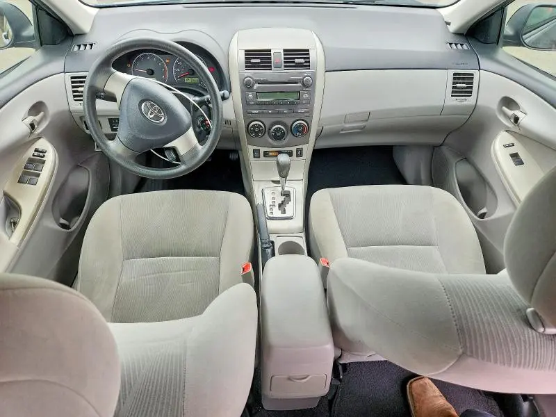2011 TOYOTA COROLLA   