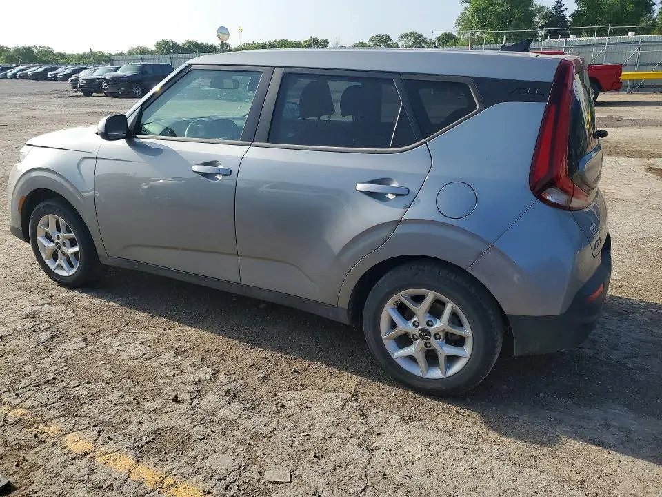 2022 KIA SOUL LX  