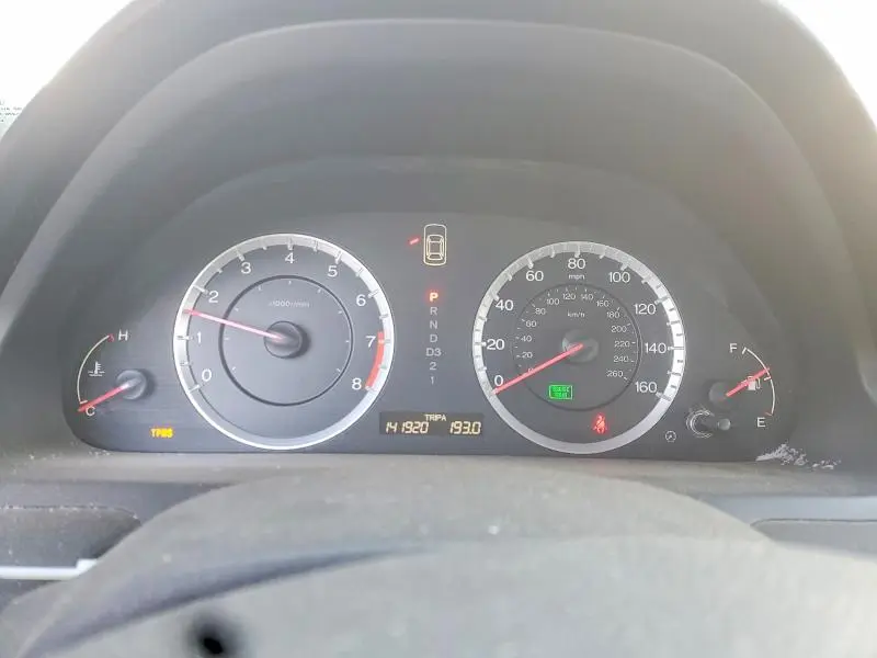 2010 HONDA ACCORD LX  