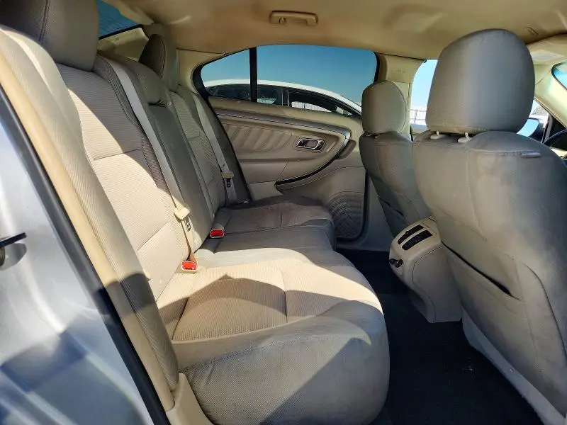 2015 FORD TAURUS SEL  