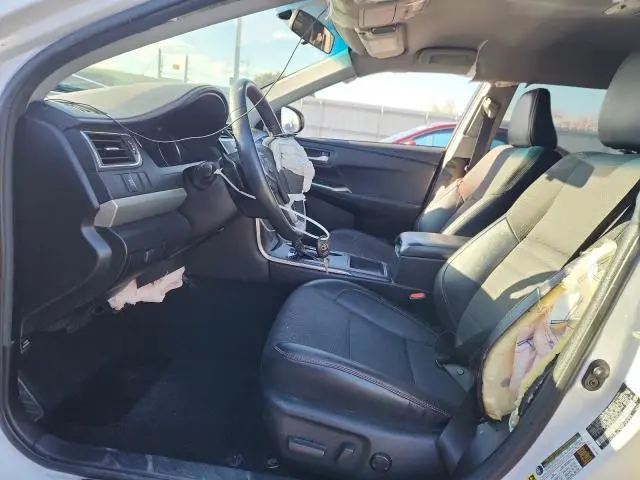 2017 TOYOTA CAMRY LE  