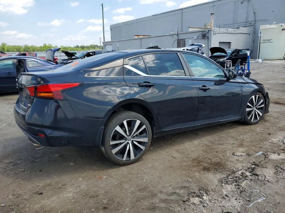 2020 NISSAN ALTIMA SR  