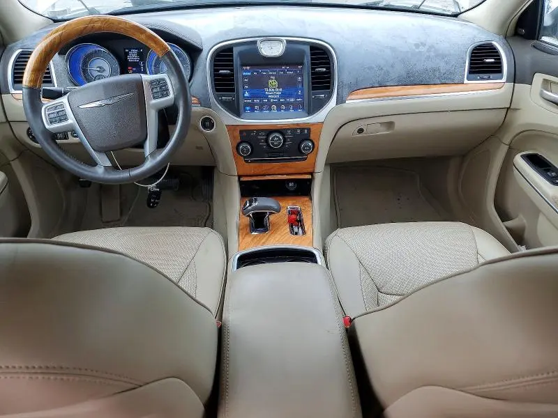 2014 CHRYSLER 300C   