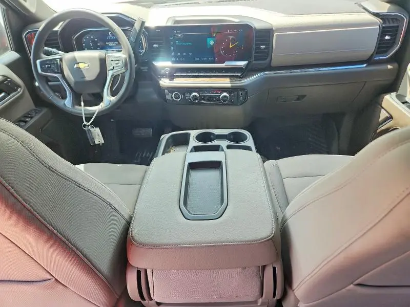 2023 CHEVROLET SILVERADO C1500 LT  