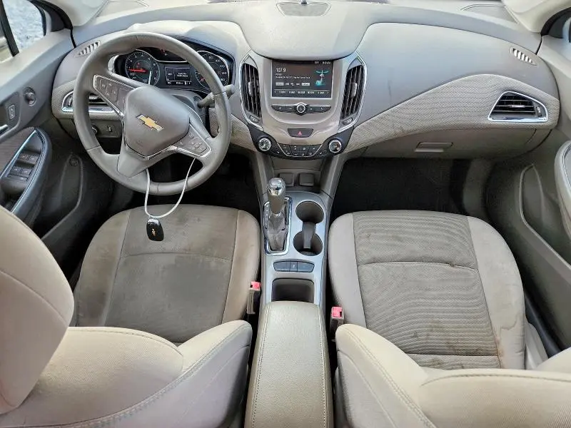 2016 CHEVROLET CRUZE LT  