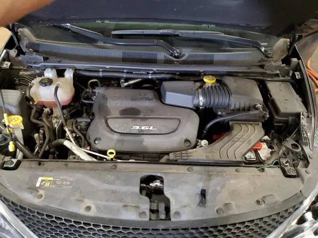2018 CHRYSLER PACIFICA TOURING L PLUS  