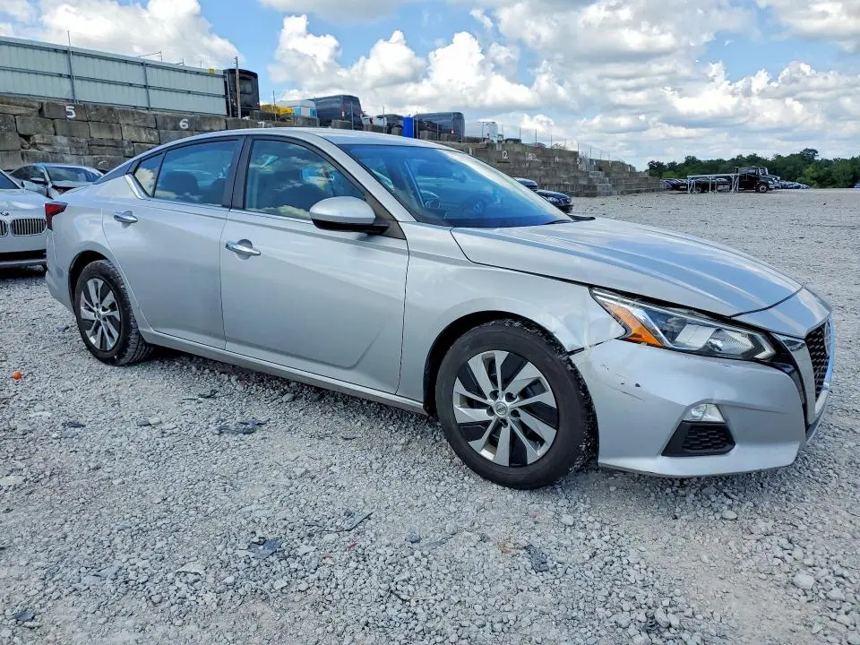 2020 NISSAN ALTIMA S  