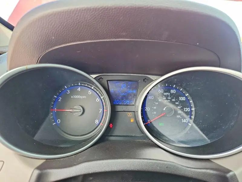 2014 HYUNDAI TUCSON SE  