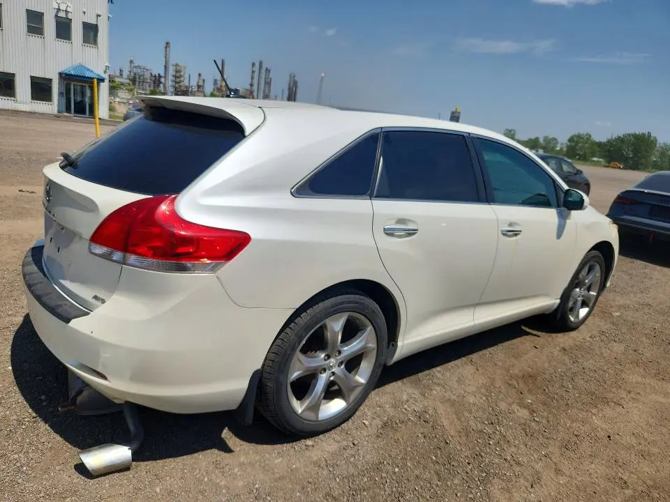2010 TOYOTA VENZA AWD V6  
